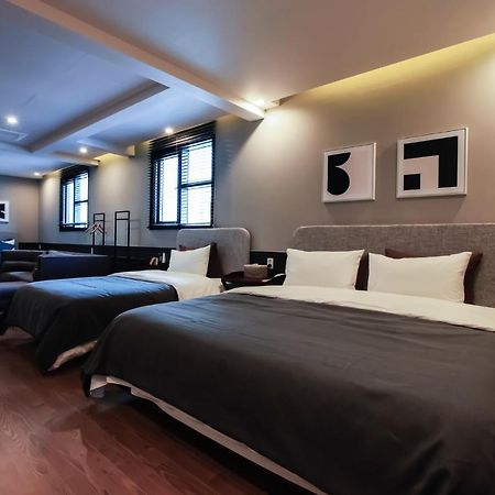 Brown-Dot Hotel Yangjeong Puszan Kültér fotó