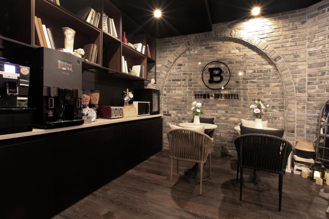 Brown-Dot Hotel Yangjeong Puszan Kültér fotó