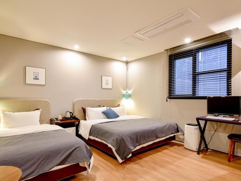 Brown-Dot Hotel Yangjeong Puszan Kültér fotó