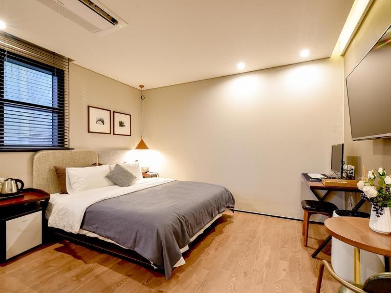 Brown-Dot Hotel Yangjeong Puszan Kültér fotó